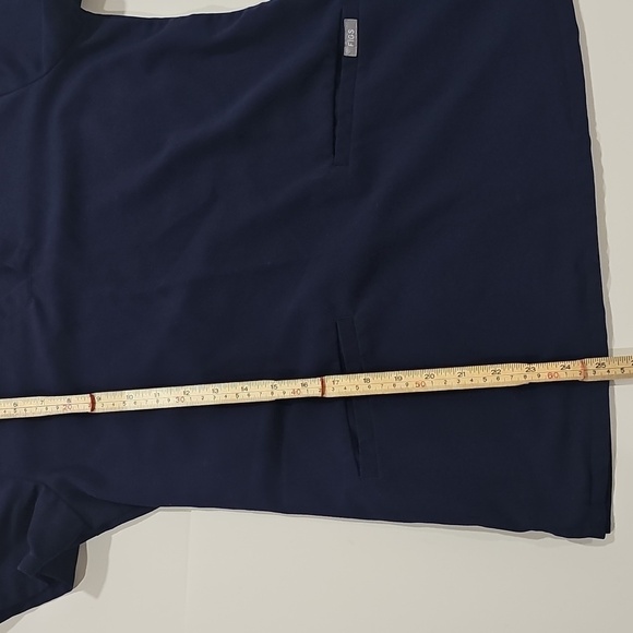 Figs Casma Three-Pocket Scrub Top Navy Blue Size XS - Picture 5 of 6